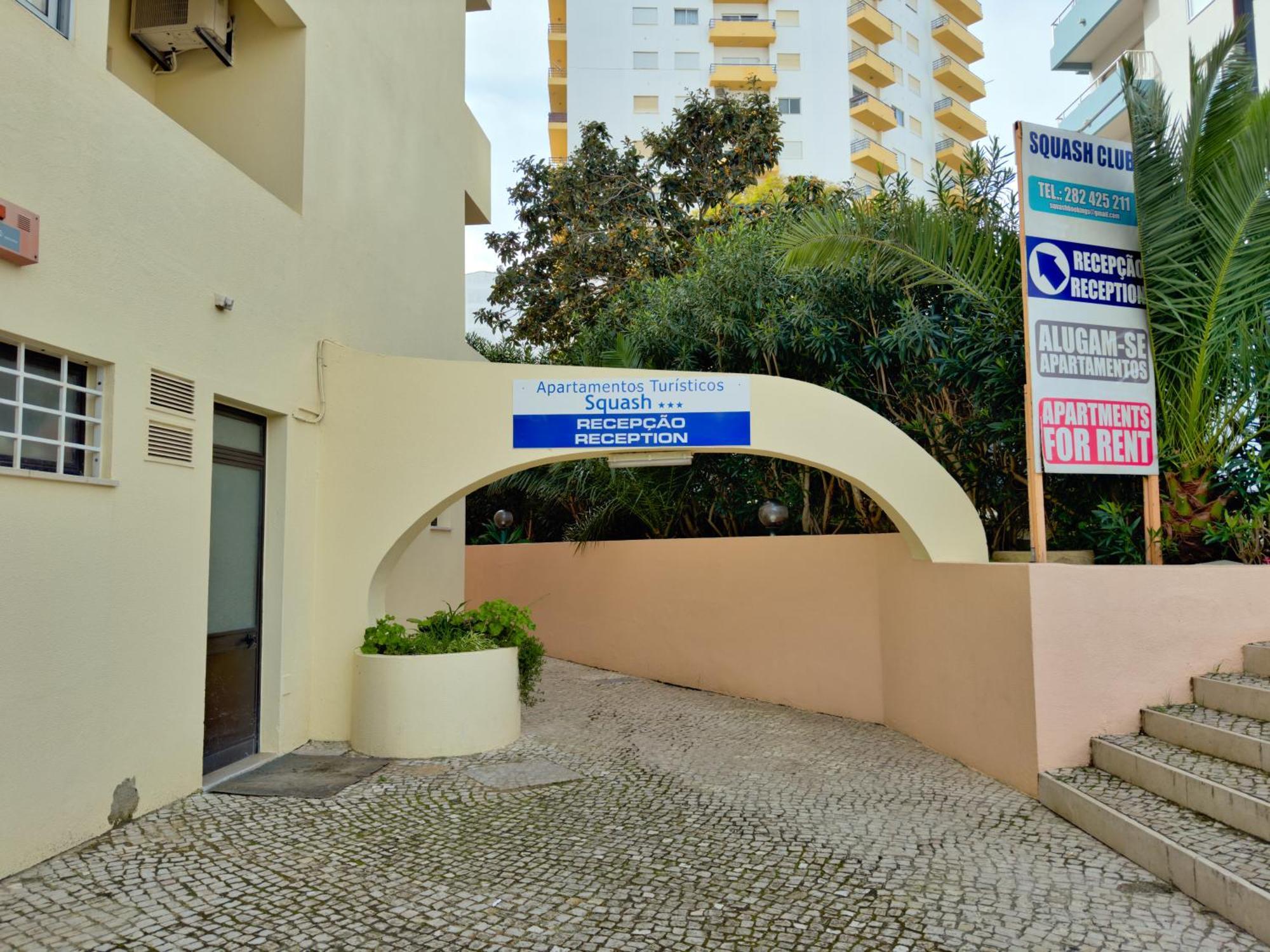 Squash Club Apartamentos Portimão Zewnętrze zdjęcie